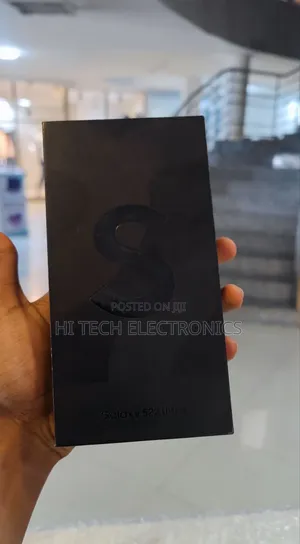 New Samsung Galaxy S22 Ultra 5G 256 GB Black