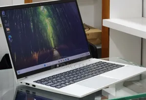 New Laptop HP Probook 450 8GB Intel Core i5 SSD 512GB