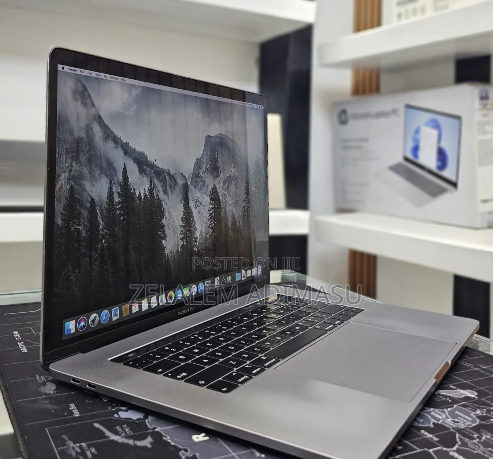 New Laptop Apple MacBook Pro 2019 16GB Intel Core i9 SSD 512GB