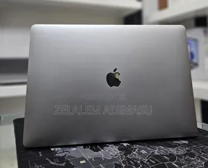 New Laptop Apple MacBook Pro 2019 16GB Intel Core i9 SSD 512GB