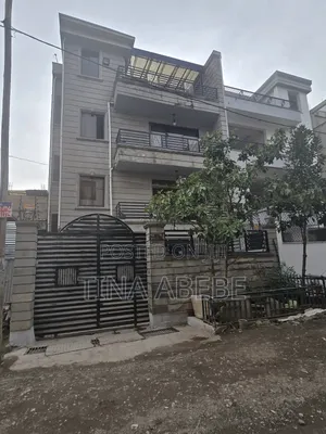 6bdrm House in Akaky Kaliti for sale