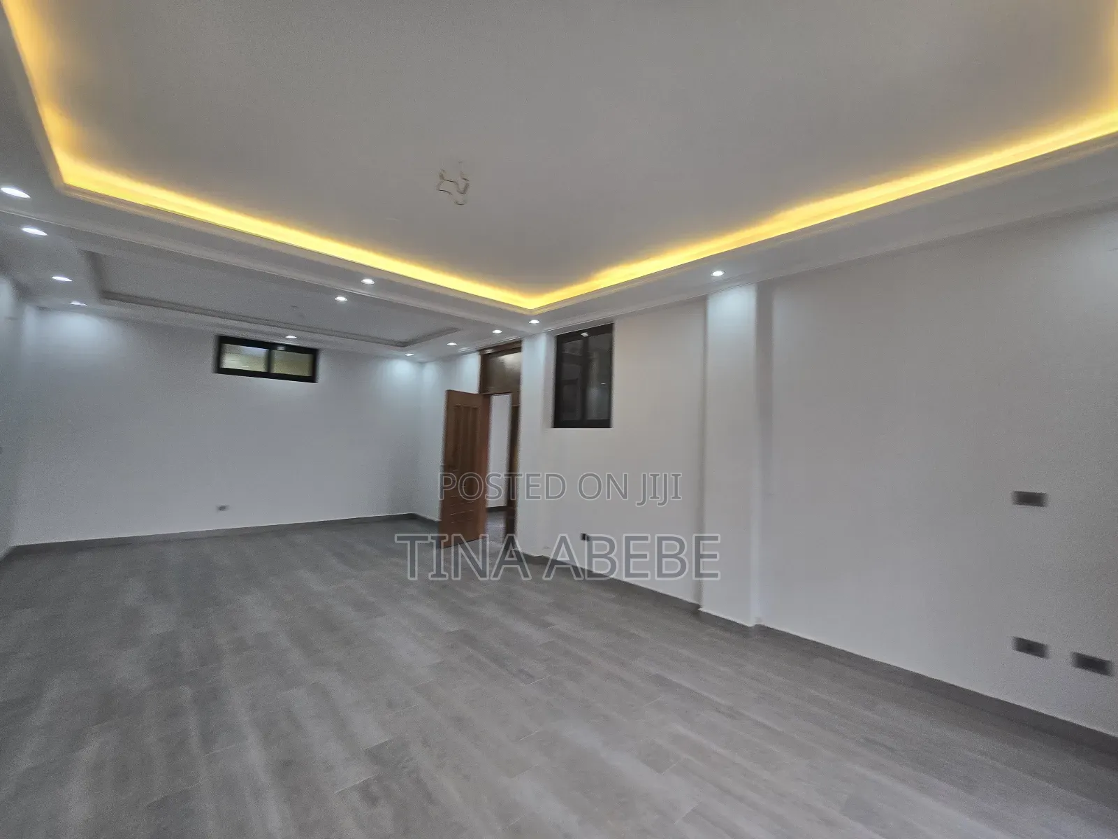 6bdrm House in Akaky Kaliti for sale