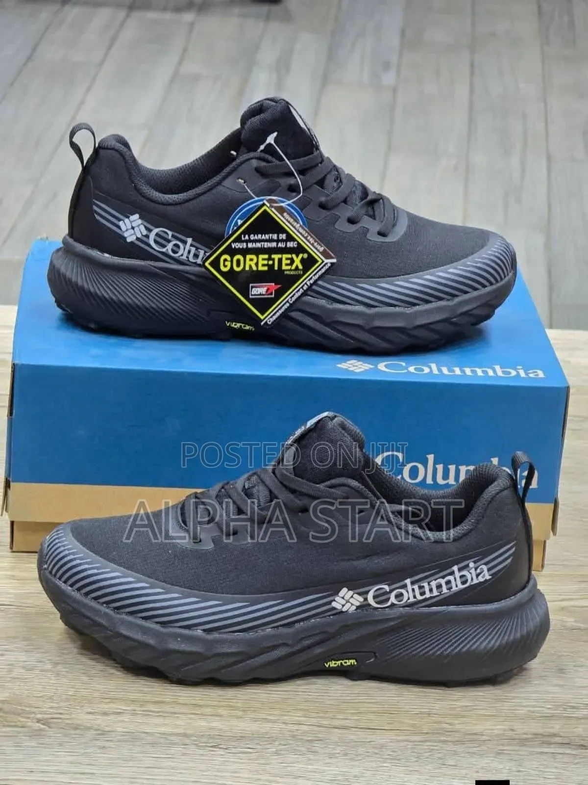 Colombia Wog Water Proof Smooth Sneakers for Man's
