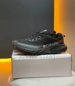 Colombia Wog Water Proof Smooth Sneakers for Man's
