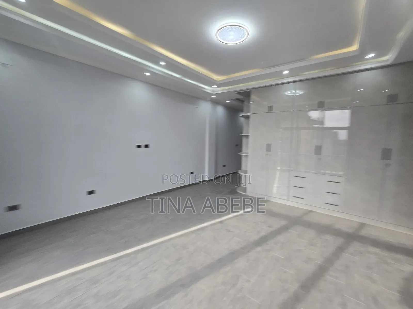 4bdrm House in Akaky Kaliti for sale