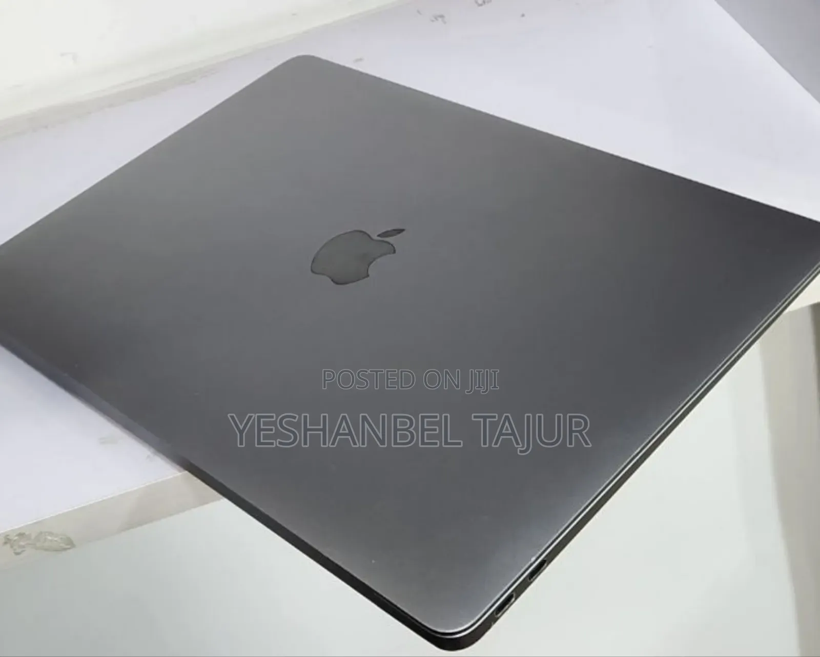 New Laptop Apple MacBook Air 2020 M1 8GB Apple M1 SSD 256GB
