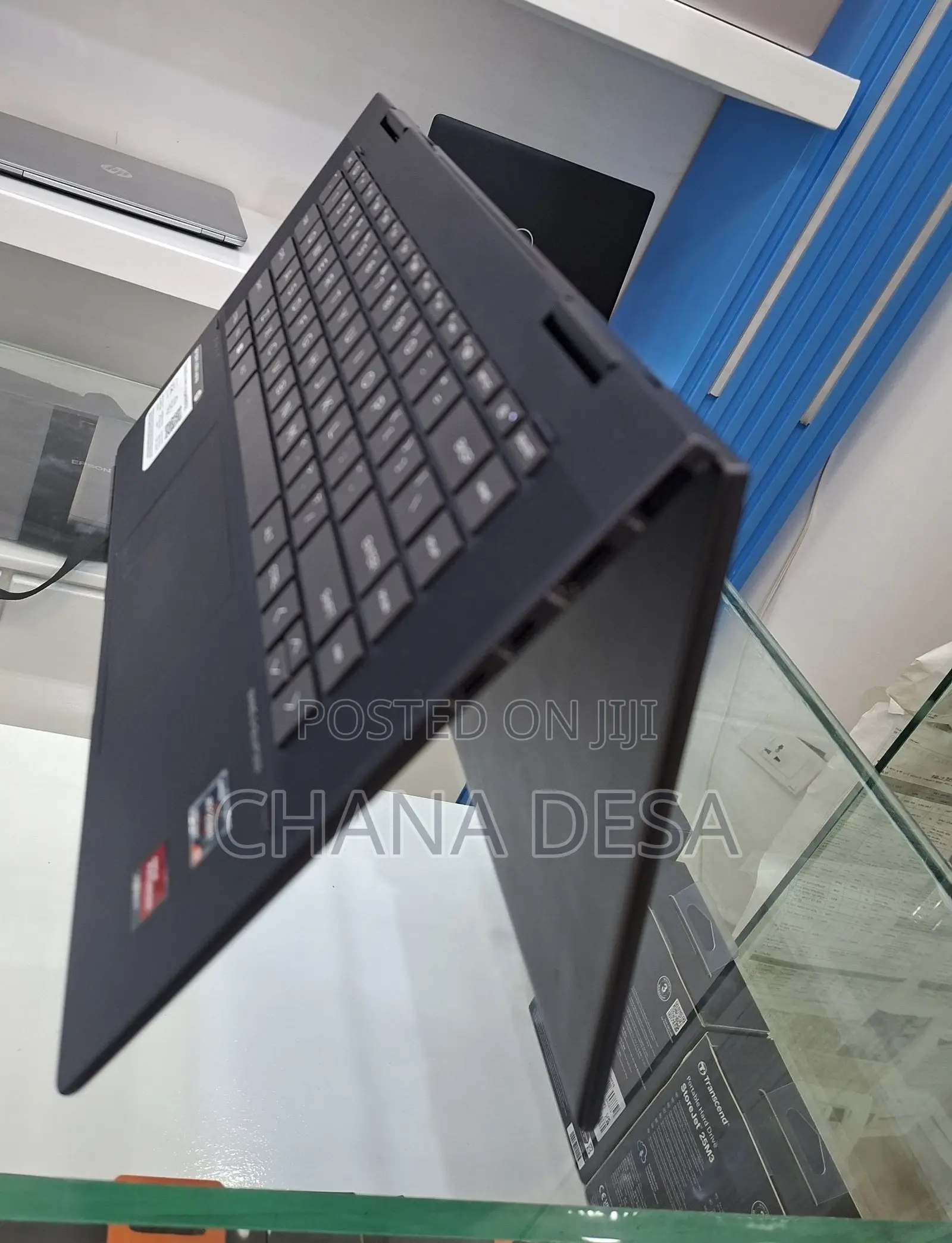 New Laptop HP Envy x360 8GB AMD Ryzen 5 SSD 512GB