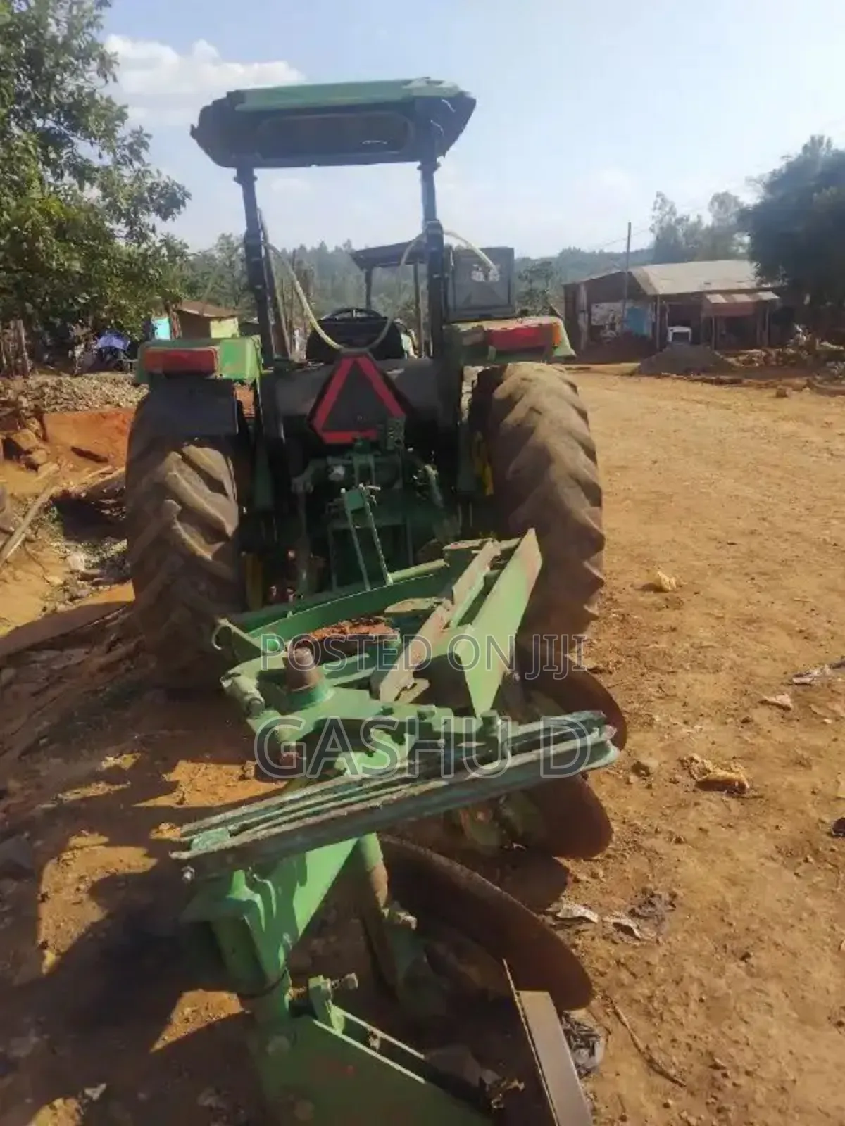 John Deere 75hp
