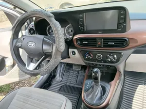 Hyundai I10 2022 Silver