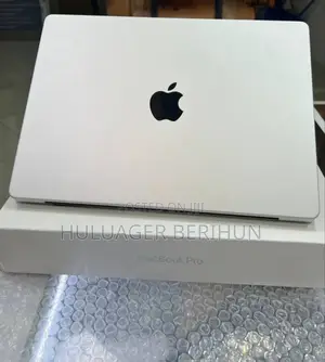 New Laptop Apple MacBook Pro 2021 M1 16GB Apple M1 Pro SSD 512GB