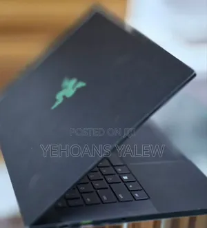 New Laptop Razer Blade 16GB Intel Core i7 SSD 512GB