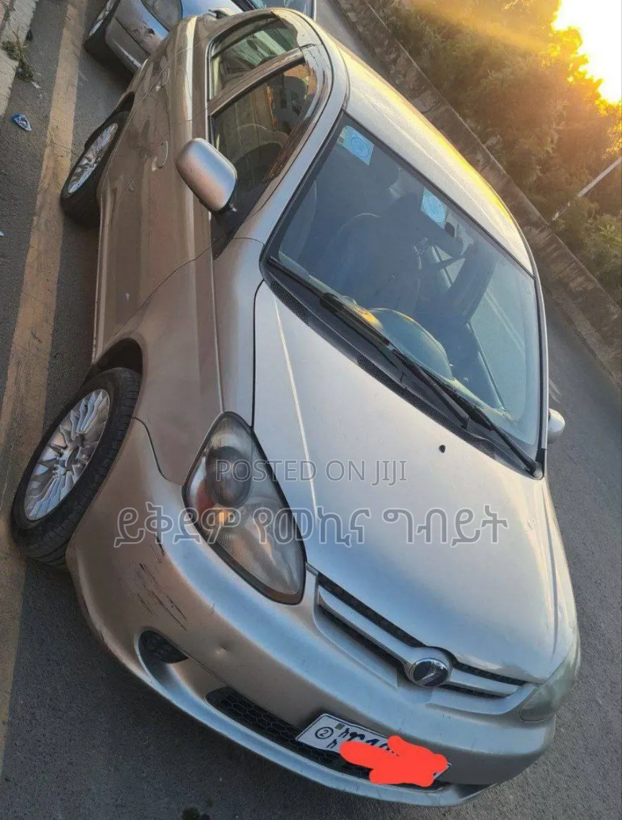 Toyota Platz 2005 Silver