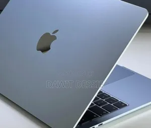 New Laptop Apple MacBook Air 2025 M4 13-inch 16GB Apple M4 SSD 256GB