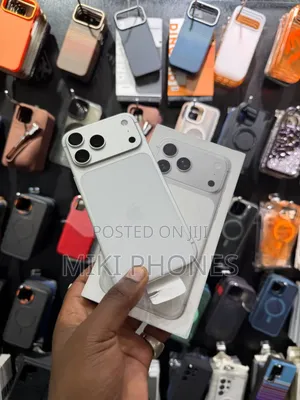 New Apple iPhone 17 Pro Max 256 GB Silver