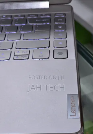 New Laptop Lenovo Yoga 9i 16GB Intel Core i7 SSD 512GB