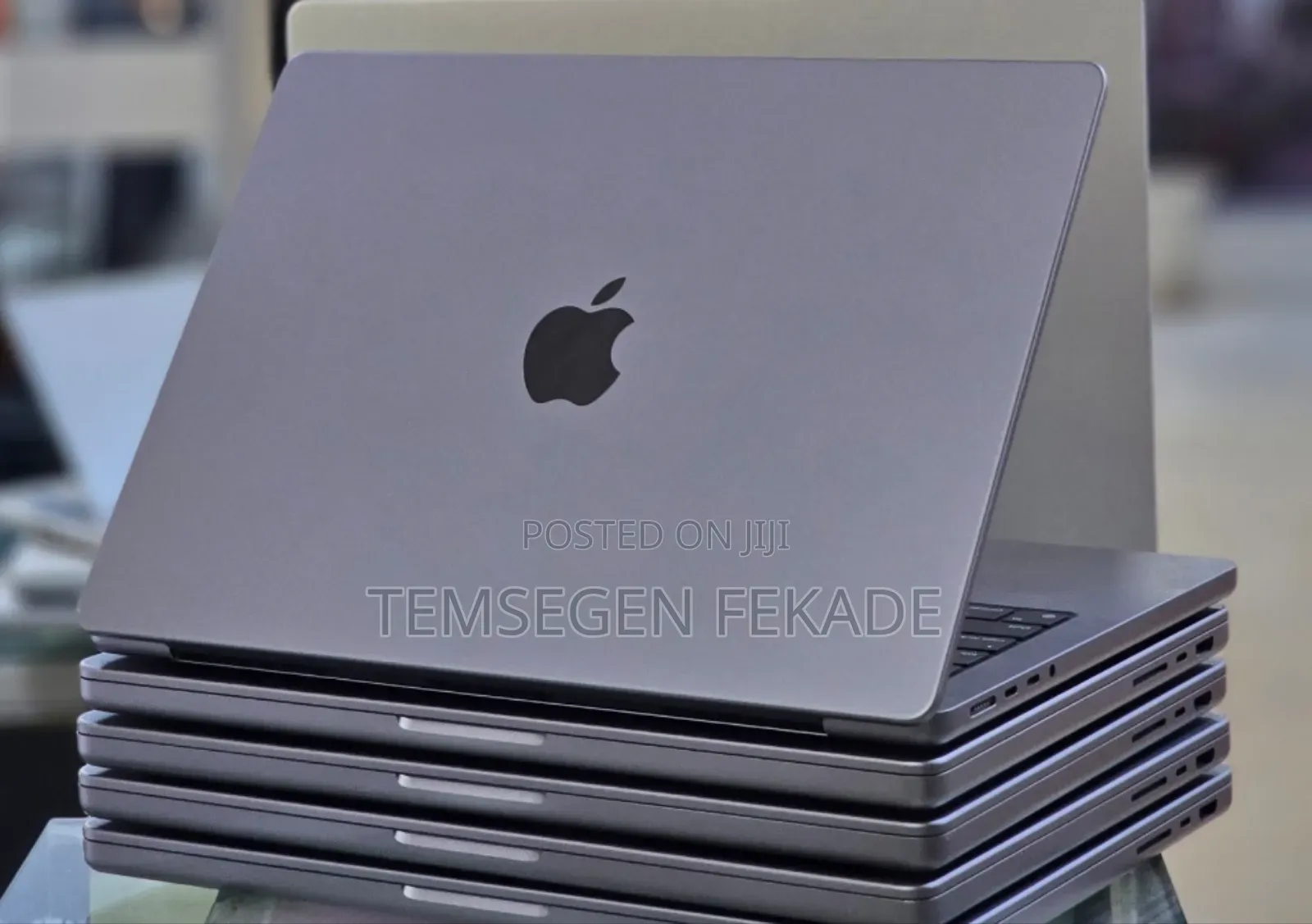 New Laptop Apple MacBook Pro M1 32GB Apple M1 Pro SSD 512GB