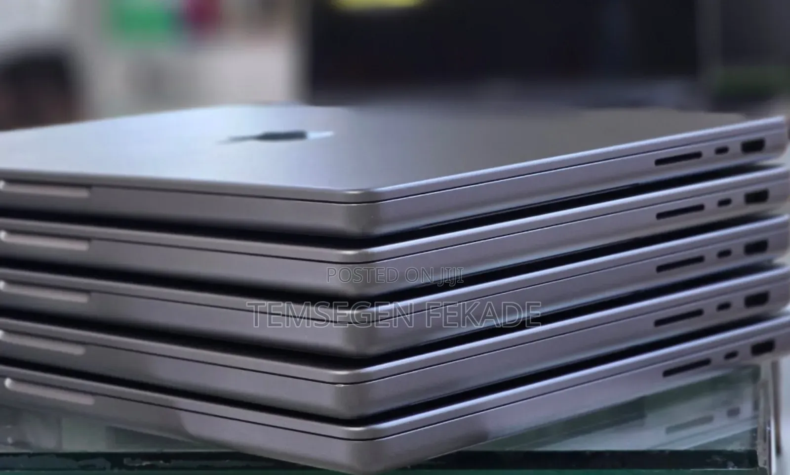 New Laptop Apple MacBook Pro M1 32GB Apple M1 Pro SSD 512GB