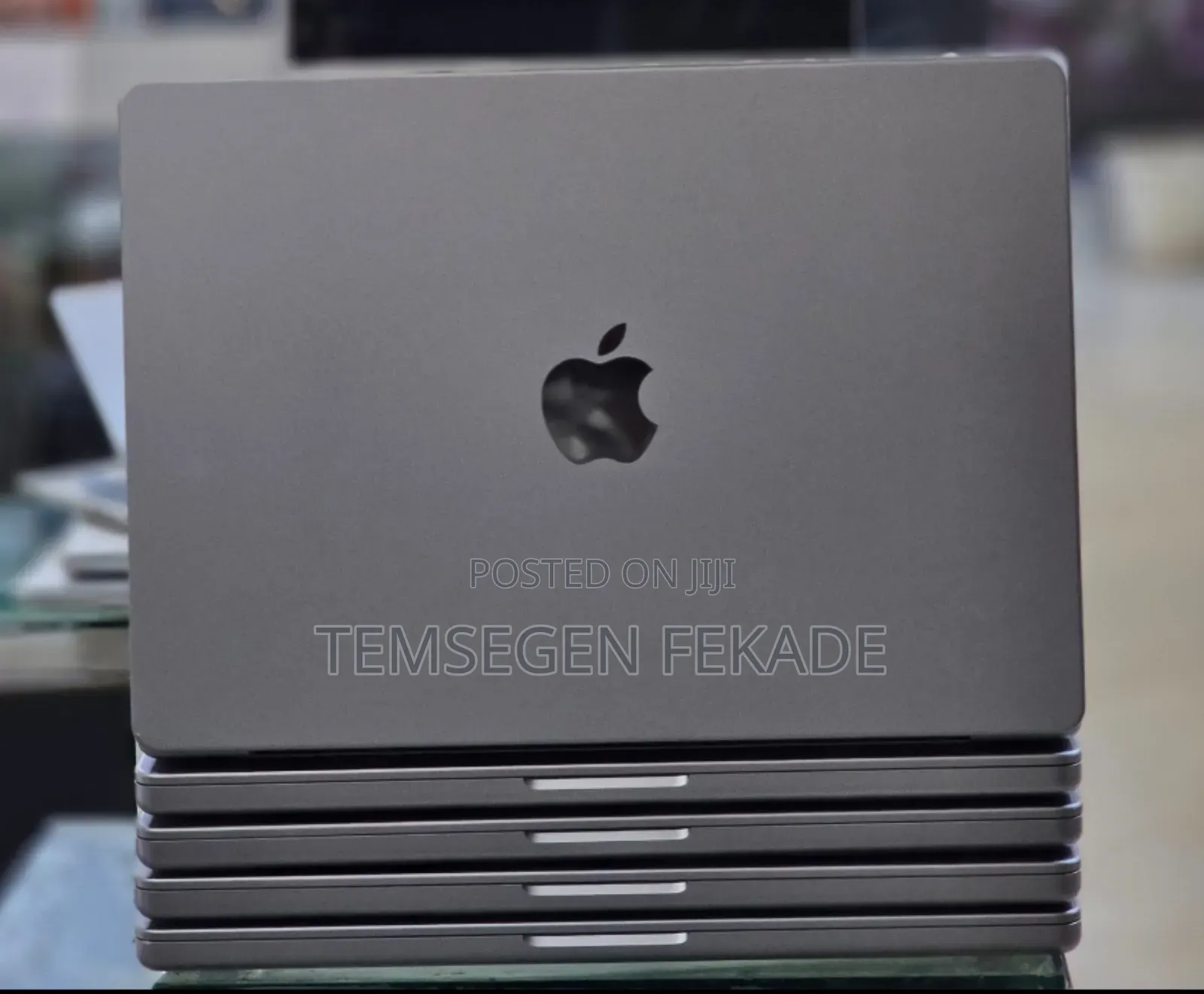 New Laptop Apple MacBook Pro M1 32GB Apple M1 Pro SSD 512GB