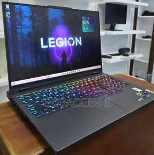 New Laptop Lenovo Legion Pro 7 32GB Intel Core i9 SSD 2T