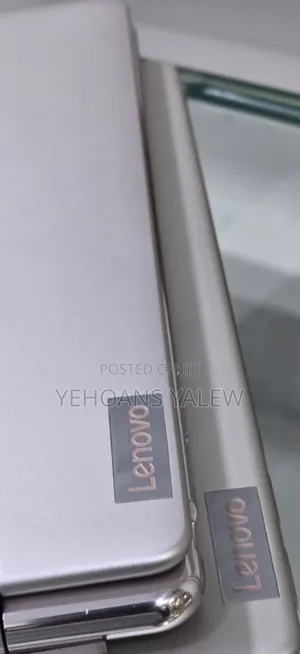 New Laptop Lenovo Yoga 9i 16GB Intel Core i7 SSD 512GB