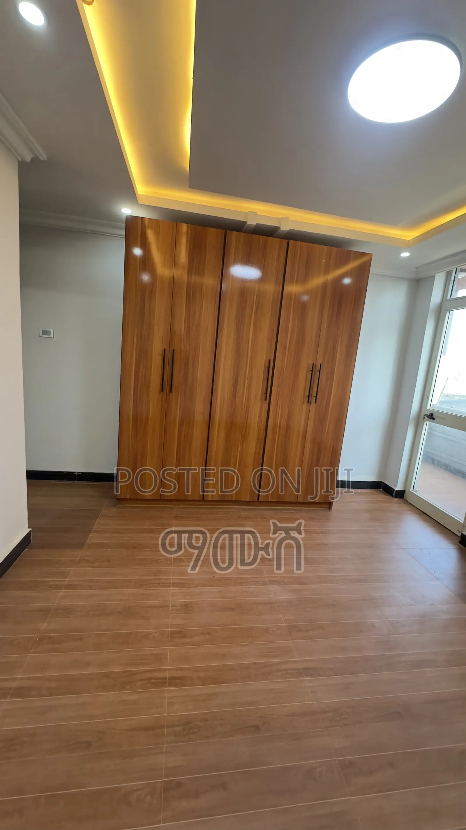 Furnished 3bdrm Condo in አያት, Bole for sale