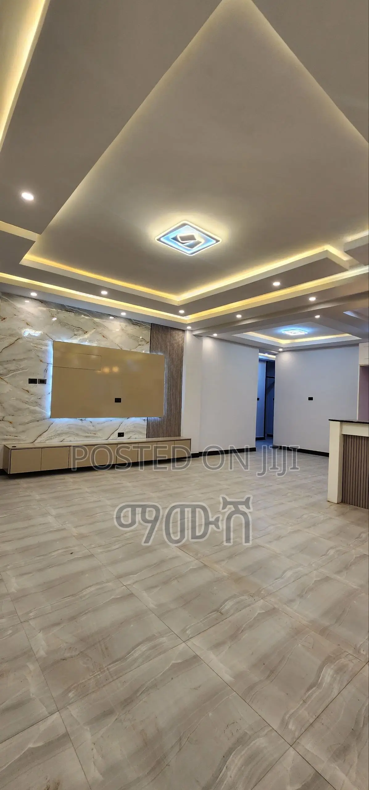 Furnished 3bdrm Condo in አያት, Bole for sale