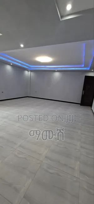 Furnished 3bdrm Condo in አያት, Bole for sale