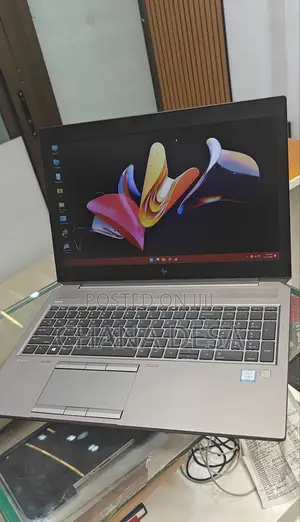New Laptop HP ZBook 15 G5 16GB Intel Core i5 SSD 512GB