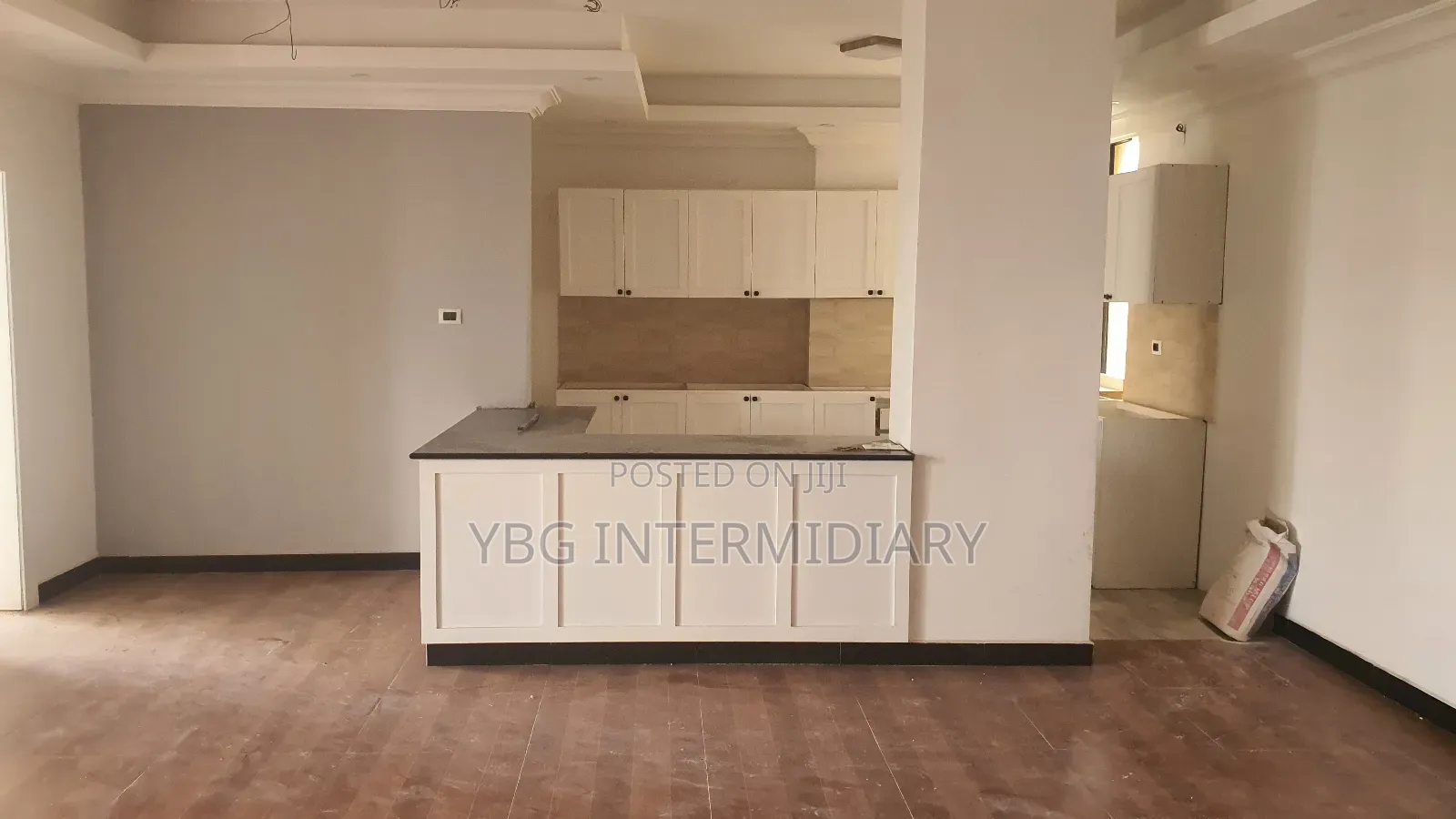 Furnished 4bdrm Penthouse in Penthouse, Yeka for sale