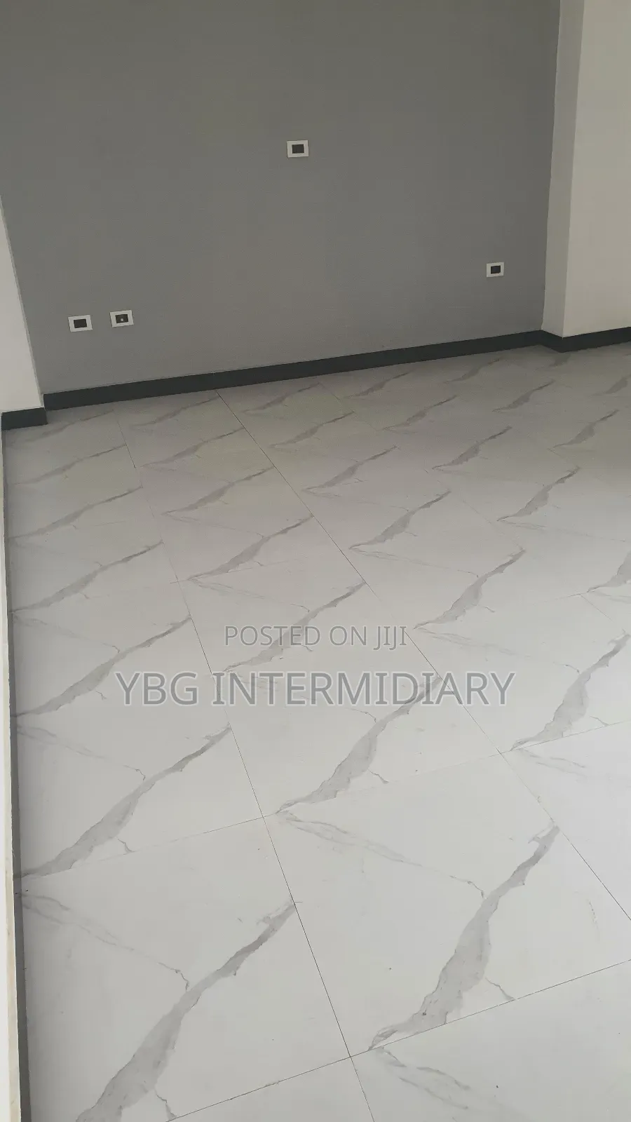 Furnished 4bdrm Penthouse in Penthouse, Yeka for sale