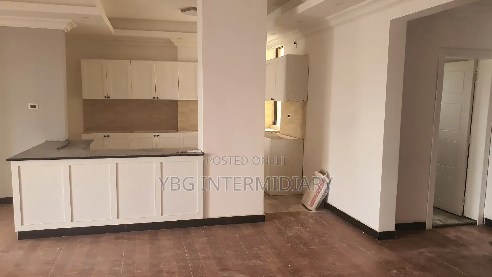 Furnished 4bdrm Penthouse in Penthouse, Yeka for sale