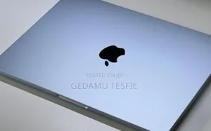 New Laptop Apple MacBook Air 16GB SSD 256GB