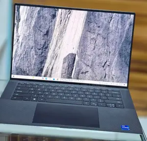 New Laptop Dell XPS 15 16GB Intel Core i7 SSD 1T