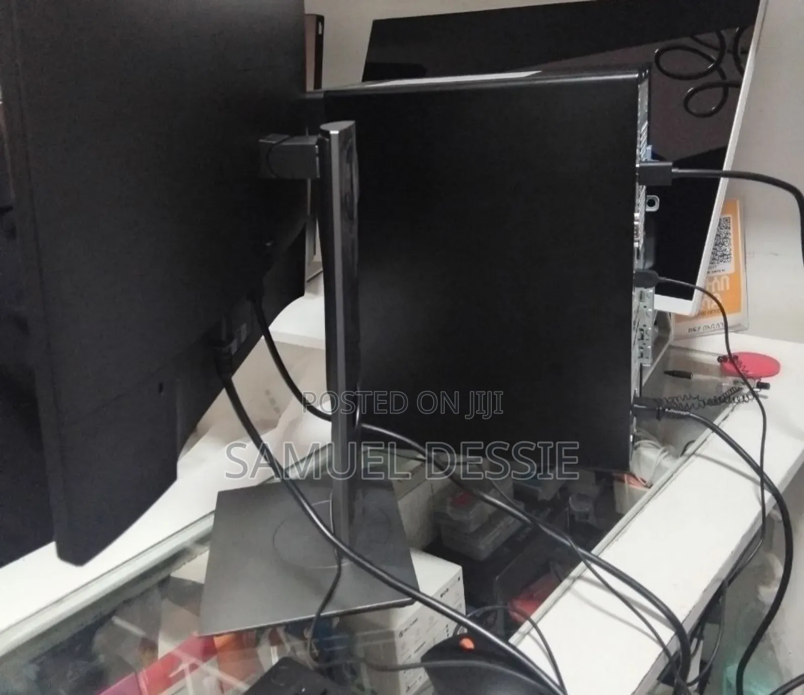 New Desktop Computer Dell OptiPlex 7070 8GB Intel Core i7 HDD 1T