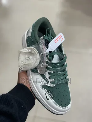 Air Jordan 1 X Travis Scott X Supreme