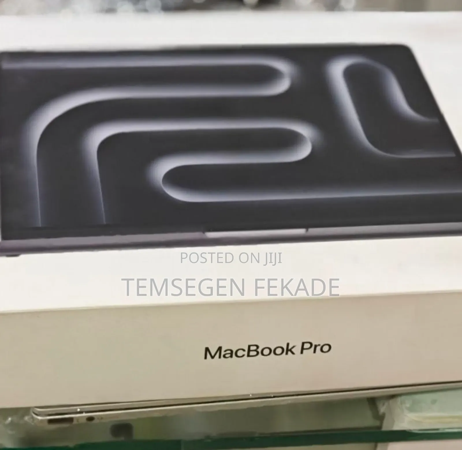 New Laptop Apple MacBook Pro 2024 M4 14-inch 16GB Apple M4 Pro SSD 1T