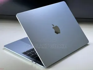 New Laptop Apple MacBook Air 2025 M4 13-inch 16GB Apple M4 SSD 256GB