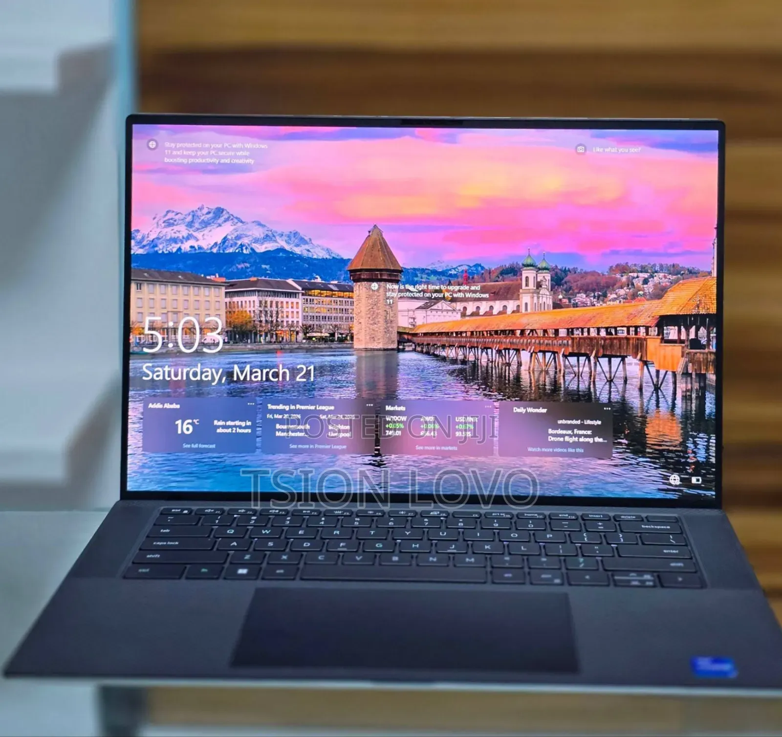 New Laptop Dell XPS 15 16GB Intel Core i7 SSD 1T