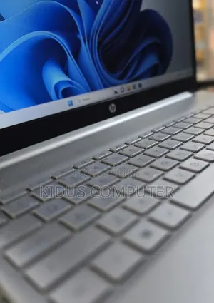 New Laptop HP Pavilion 15 8GB Intel Core i7 SSD 512GB