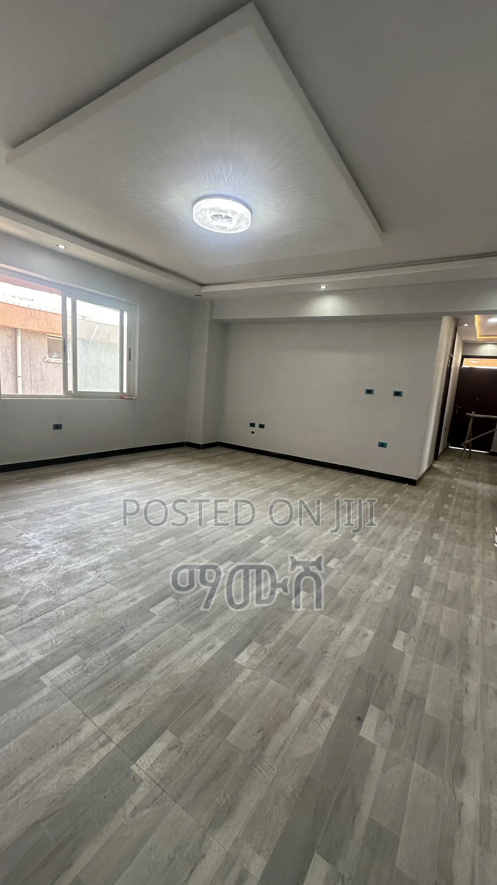 Furnished 3bdrm Condo in አያት, Bole for sale