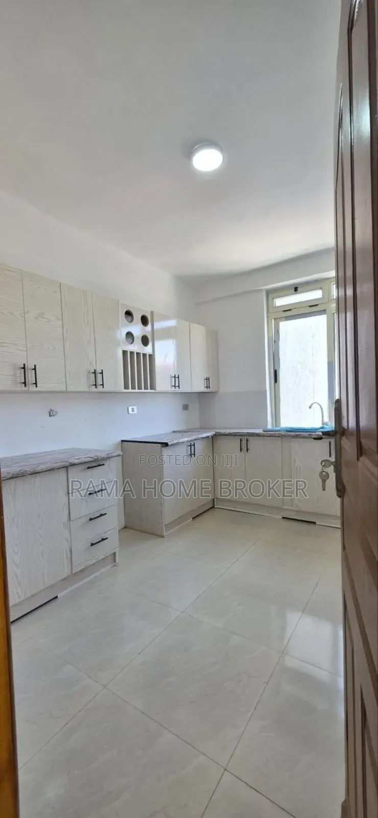 Furnished 3bdrm Condo in አያት 40/60 ኮንዶሚኒየም, Yeka for sale