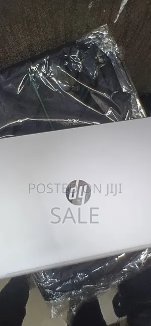New Laptop HP ProBook 450 8GB Intel Core i5 SSD 256GB