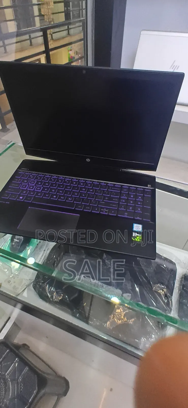New Laptop HP Pavilion 15 8GB Intel Core i5 HDD+SSD 256GB