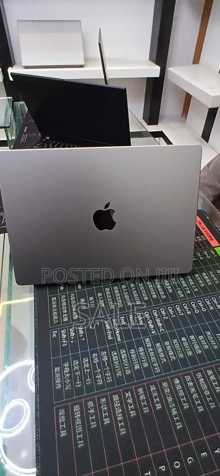 New Laptop Apple MacBook Air 2025 M4 13-inch 16GB Apple M4 SSD 256GB