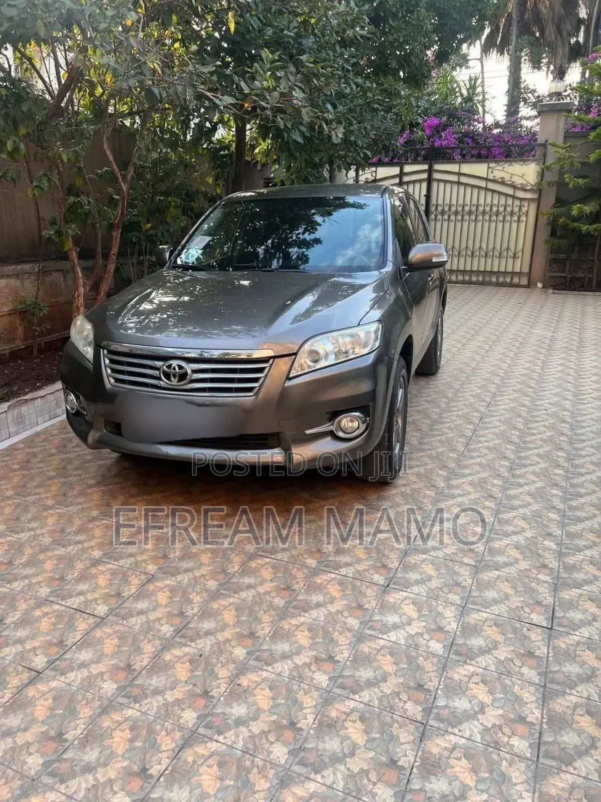 Toyota RAV4 2011