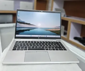 New Laptop HP EliteBook 840 G8 16GB Intel Core i7 SSD 512GB