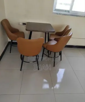 ወንበር እና ጠረንቤዛ (Hotel Cheer and Table)