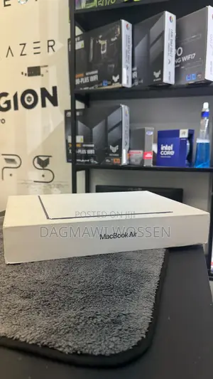 New Laptop Apple MacBook Air 2025 M4 13-inch 16GB Apple M4 SSD 256GB