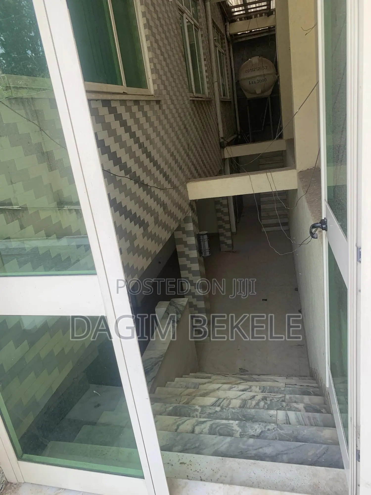8bdrm House in Lideta for rent