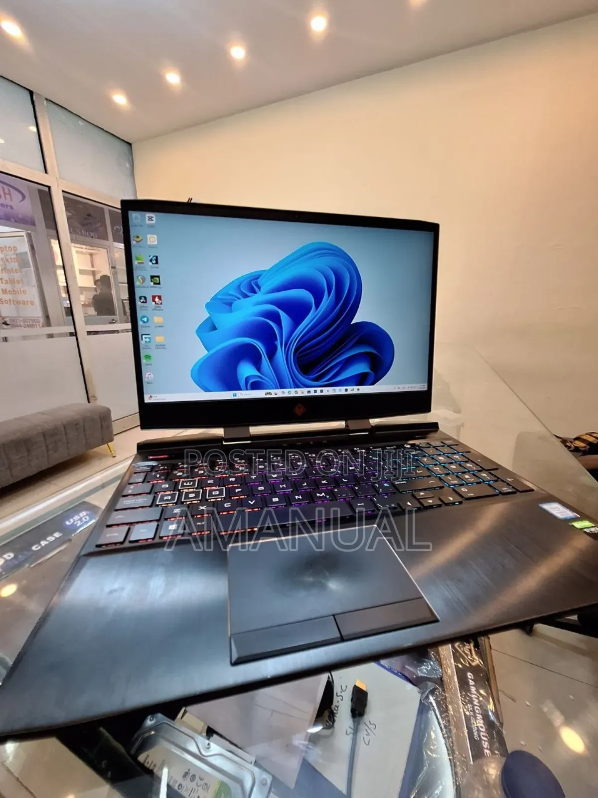 New Laptop HP Omen 15 16GB Intel Core i7 SSD 512GB